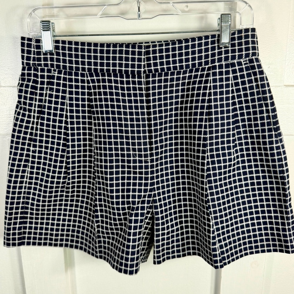 Michael Kors Navy White Grid Pleated High Rise Shorts Size 6 Windowpane Cotton